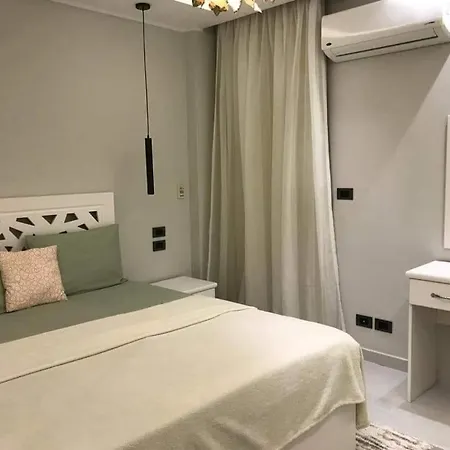 Alojamento de Acomodação e Pequeno-almoço Summer Roma